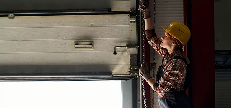 Addressing Common Garage Door Stoppage Issues in Cottonwood Heights, UT